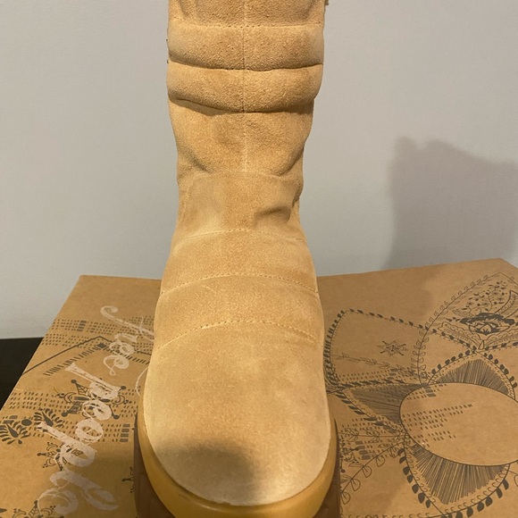 Free People Fable Faux Fur Boots - Picture 6 of 9